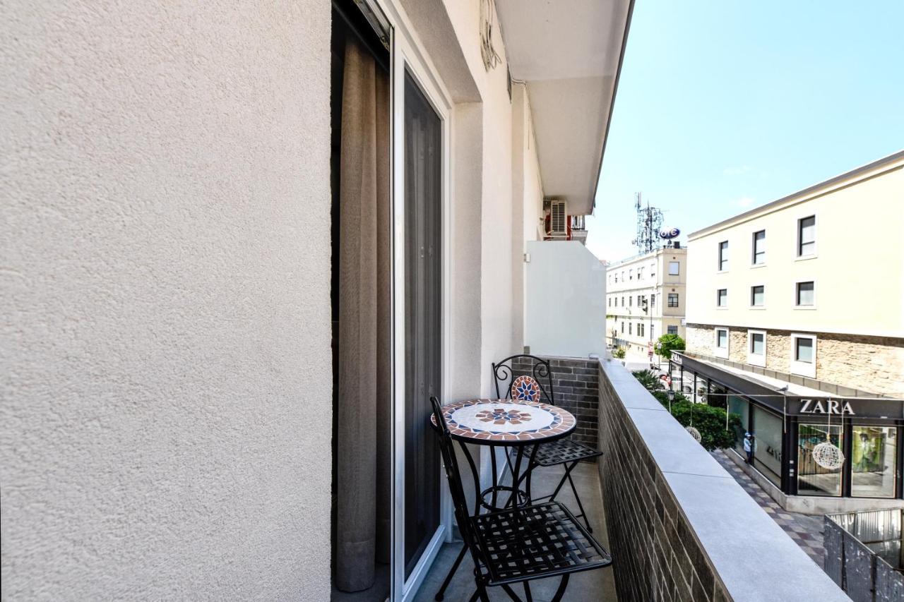 Sunny Luxury Suite Grey Kavála Luaran gambar